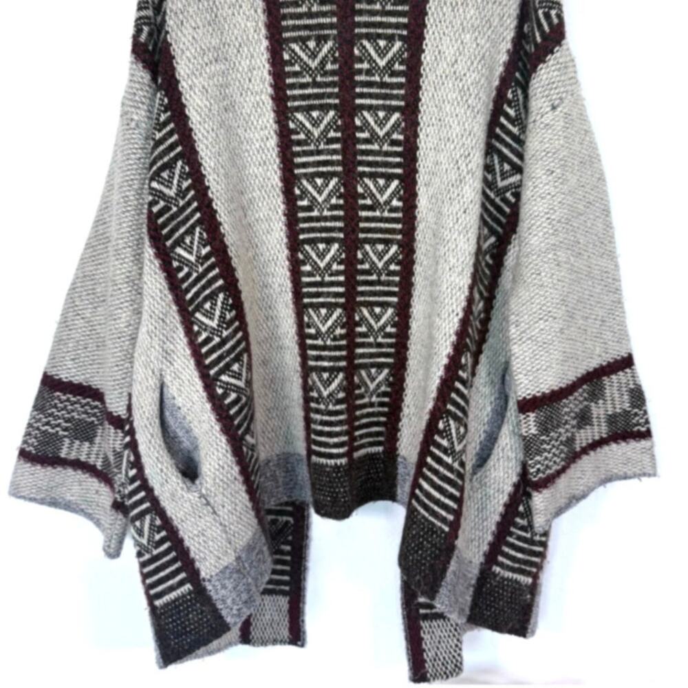 Zara Knit Oversized Sweater Jacket Chunky Knit Aztec Duster Size Small Gray Red - Picture 6 of 14